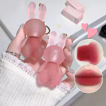 beauty meets accessory. Gege Bear Rabbit Lips Glaze gives you velvet-matte color that last all day- and the adorable packaging doubles as a keychain you can clip anywhere.